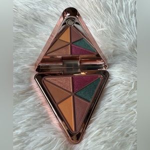 LYS BEAUTY Love Your Self Eyeshadow Palette